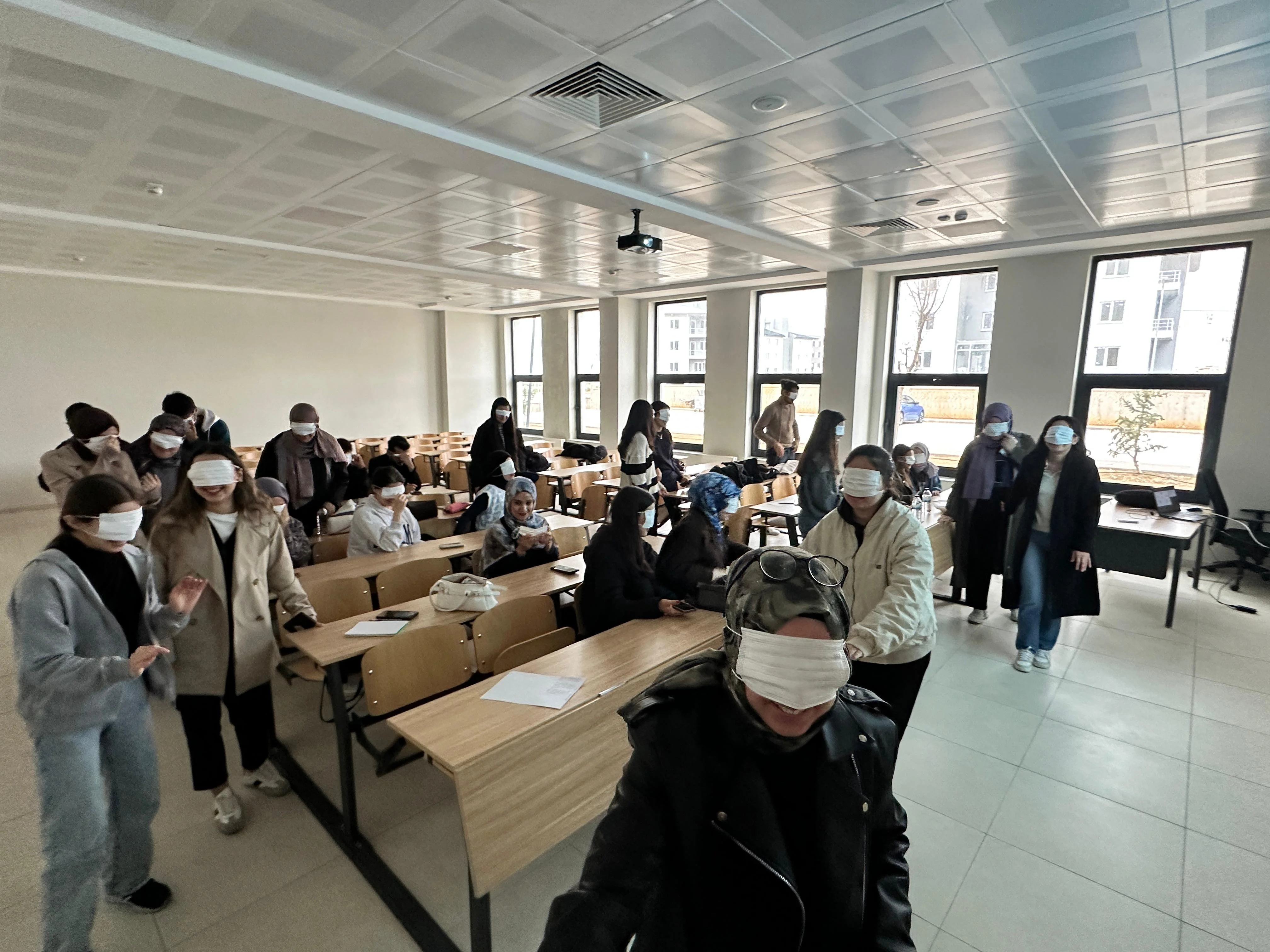 Kulu Sağlık Bilimleri Fakültesi Akademik-İdari Personeli ve Öğrencilere Yönelik Seminer Gerçekleştirildi